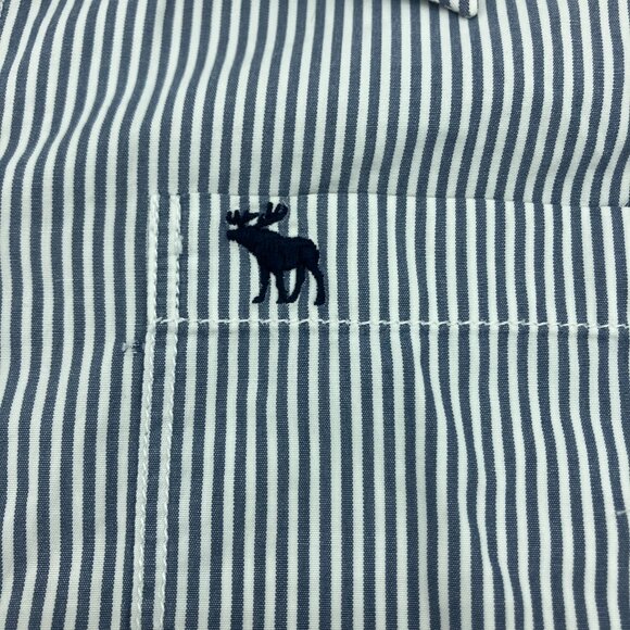 ABERCROMBIE AND FITCH STRIPED BUTTON DOWN DRESS SHIRT - Picture 5 of 5